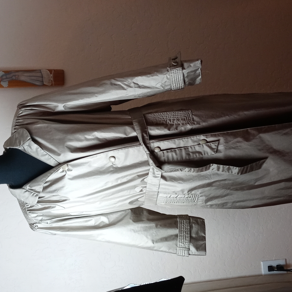 Vintage Windsor Bay Women's Long Raincoat